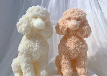 Create Adorable Poodle-Shaped Soy Candles with This Easy-to-Use Silicone Mold