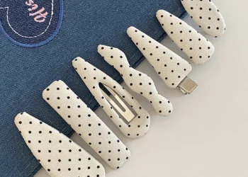 Stylish and Durable Polka Dot Hair Clips to Elevate Your Look