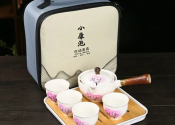 Experience Perfect Tea Anywhere with This Innovative Travel Porcelain Tea Set