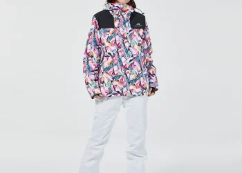 Top-Rated 2025 Ski Jacket Review for Ultimate Warmth and Waterproof Protection