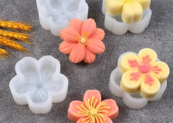 Create Stunning Crafts Easily with This Versatile Silicone Mold Review